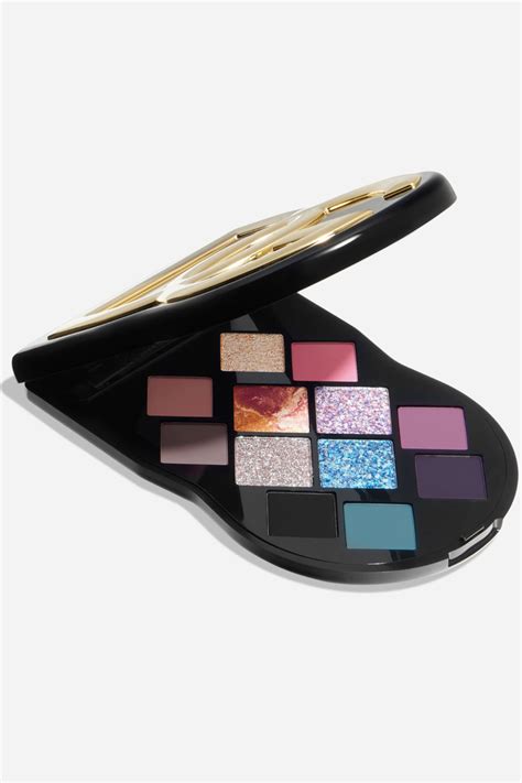 dolce gabbana dare you palette.